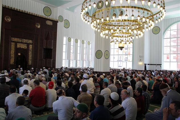 talas ta abdulhamid han camii acildi