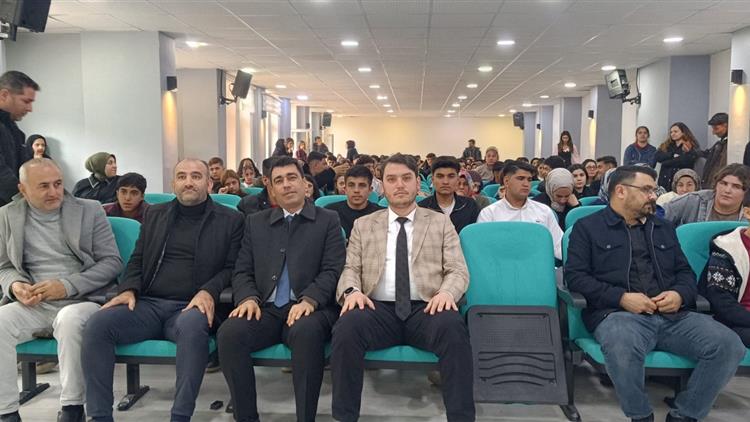 Gerger Gerger İlçe Müftüsü Muhammet Gedikli,