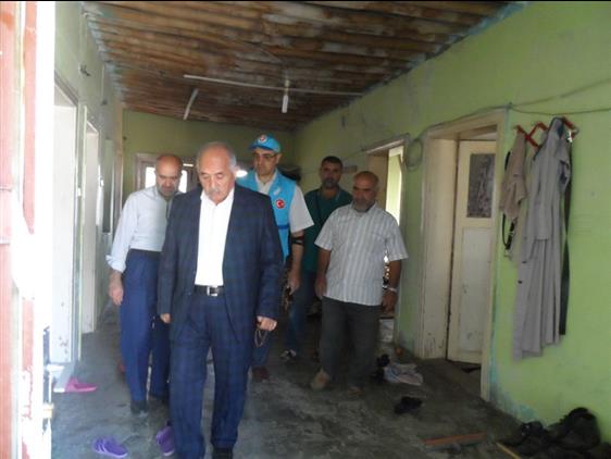 Tdv Yardim Kartlari Muhtac Ailelere Dagitildi