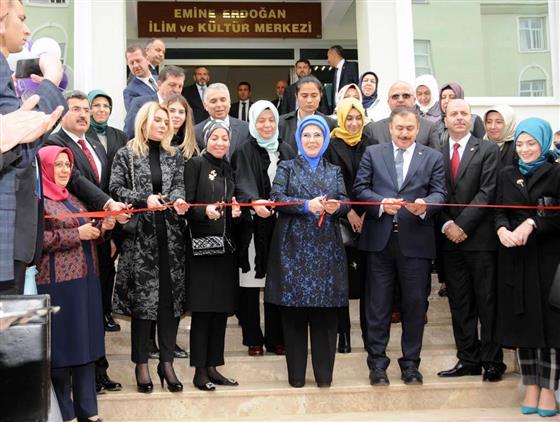 Emine Erdogan Suhut Yatili Kiz Kur An Kursu Acilis Toreni 28 Ekim