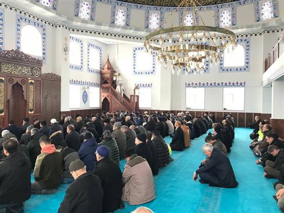 HZ. ALİ CAMİİ İBADETE AÇILDI