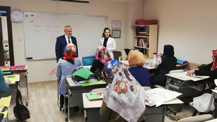 Okul Oncesi Cocuk Gelisimi Ve Egitimi Kurs Programi