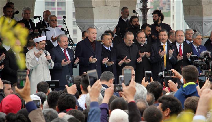Kuzey Ankara Camii Kulliyesi Dualarla Ibadete Acildi