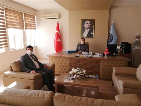 Ilce Muftumuz Abdullah Eroglu Manavgat Turizm Fakultesi Dekani Ve Meslek Yuksek Okulu Muduru Sayin Prof Dr Hakan Sert Bey E Iadeyi Ziyarette Bulundu