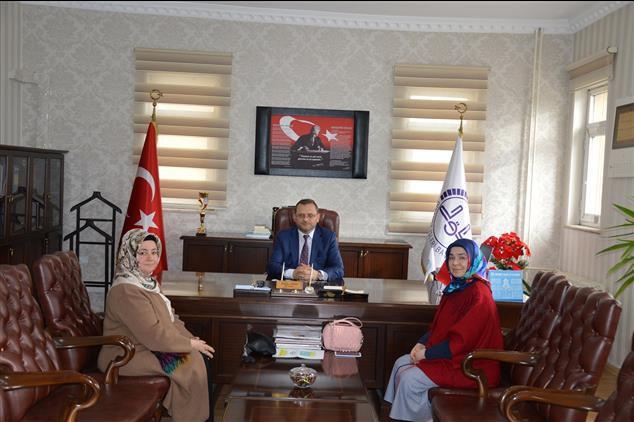 Il Muftusu Dr Saban Kondi Istanbul Eyup Sultan Ilcesi Vaizi Esra Yeniyol Ve Ankara Kecioren Ilcesi Vaizi Saliha Erdem I Makaminda Agirladi