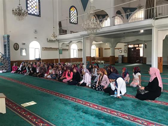Mehmet Akif Ersoy Ortaokulu Nda Ogrenim Goren Yaz Kur An Kursu Ogrencileri Kumral Abdal Camii Ni Ziyaret Ettiler