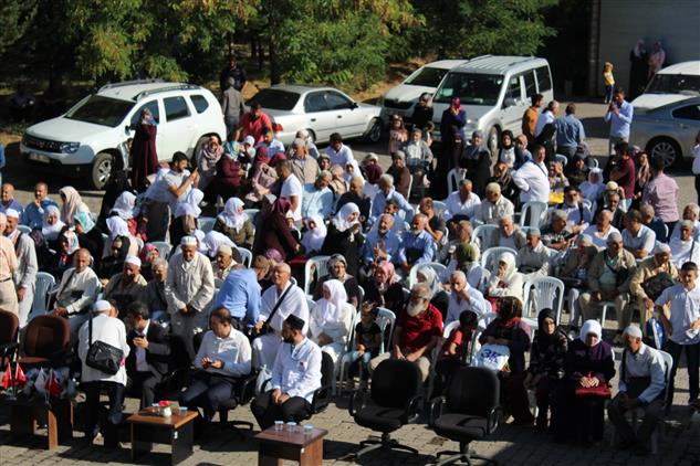 Hacı Adayları Tekbirlerle, Dualarla Kutsal Topraklara ...
