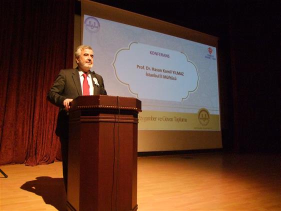 Istanbul Muftusu Prof Dr Hasan Kamil Yilmaz Dan Kutlu Dogum Konferansi
