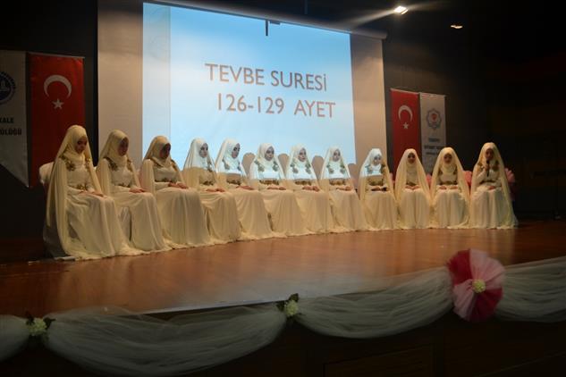 Kirikkale De Bayanlara Yonelik Ucuncusu Duzenlenen Hafizlik Icazet Merasimi Coskulu Bir Sekilde Kutlandi