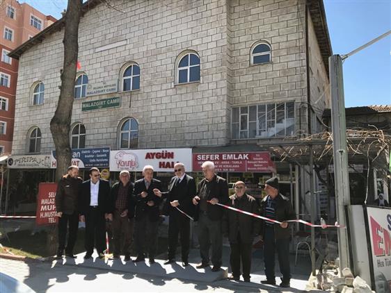 Malazgirt Camii Engelleri Kaldirdi