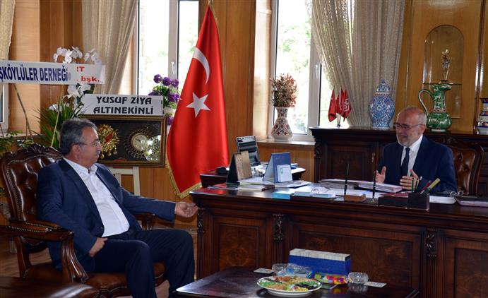 Mehmet Hancerli Den Pocanoglu Na Hayirli Olsun Ziyareti