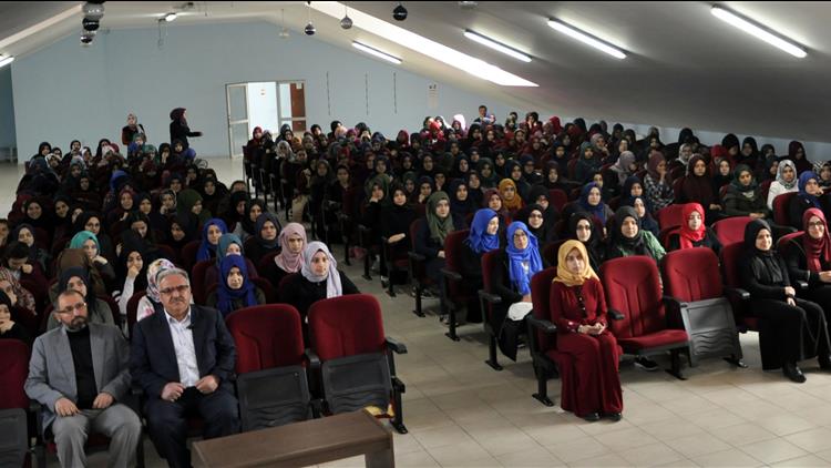 mevlana kiz imam hatip lisesinde kur