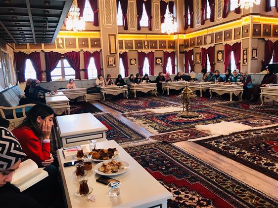 Tdv Universite Ogrencileri Tarafindan Onun Gibi Yasamak Kitabi Tahlil Edildi