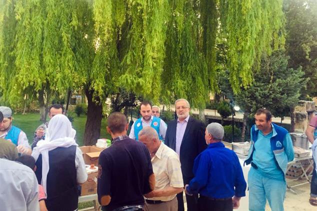 Tdv Tarafindan Sinir Ilcelerimizdeki Ihtiyac Sahiplerine Adak Kurbani Dagitildi